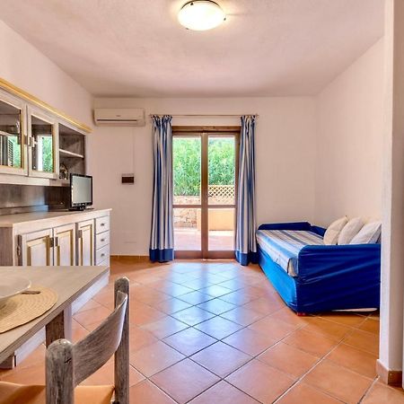 Residence A Golfo Di Marinella A 450 Mt Dal Mare Exteriör bild