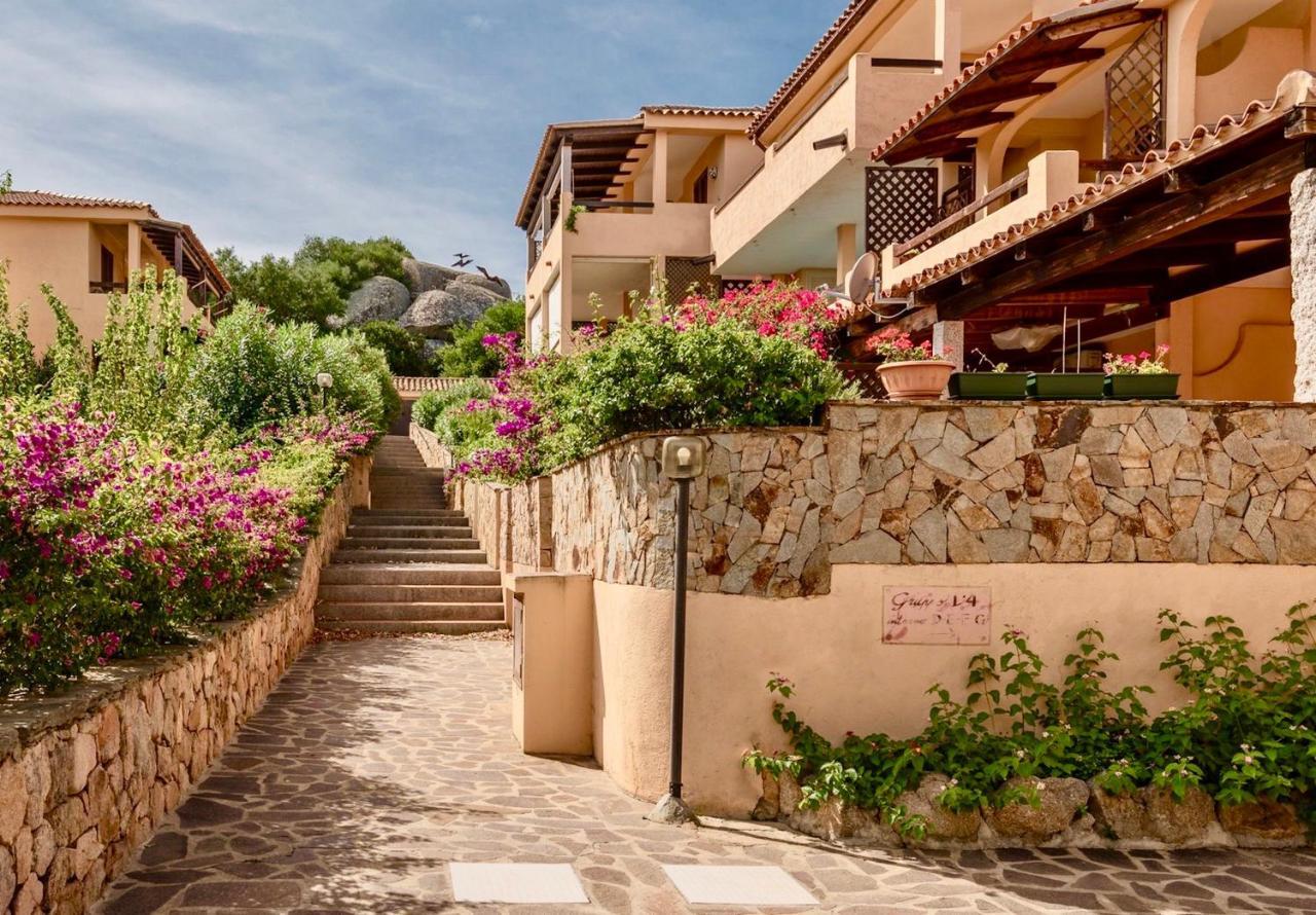 Residence A Golfo Di Marinella A 450 Mt Dal Mare Exteriör bild