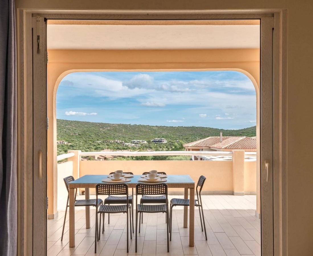 Residence A Golfo Di Marinella A 450 Mt Dal Mare Exteriör bild